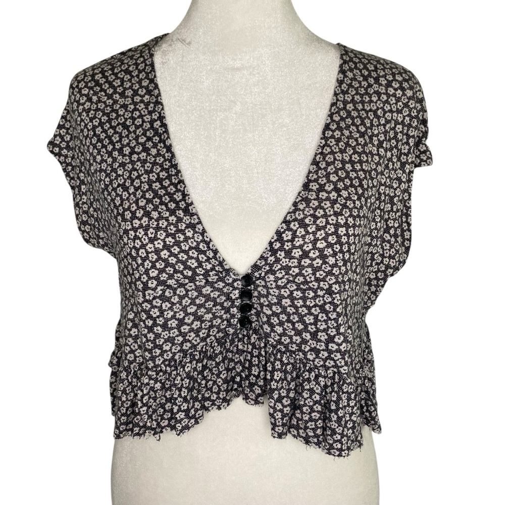 Urban Outfitters Floral Crop Top